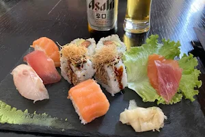 Hello Sushi - Sushi Bar image