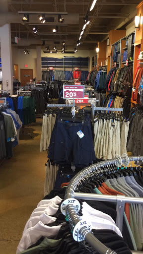 Western Apparel Store «Columbia Sportswear Outlet Store at Kittery Premium Outlets», reviews and photos, 375 US-1 K5-100, Kittery, ME 03904, USA