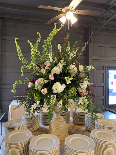 Florist «Artistic Flowers», reviews and photos, 610 W Solomon St, Griffin, GA 30223, USA
