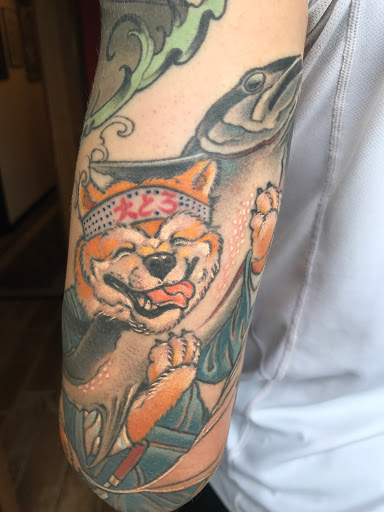 Tattoo Shop «Ben Around Tattoos and Offbeat Gallery», reviews and photos, 701 W Main St, Charlottesville, VA 22903, USA