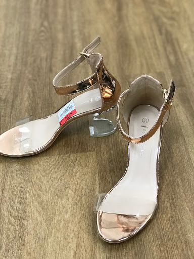 Thrift Store «Arcs Value Village Thrift Store & Donation Center», reviews and photos