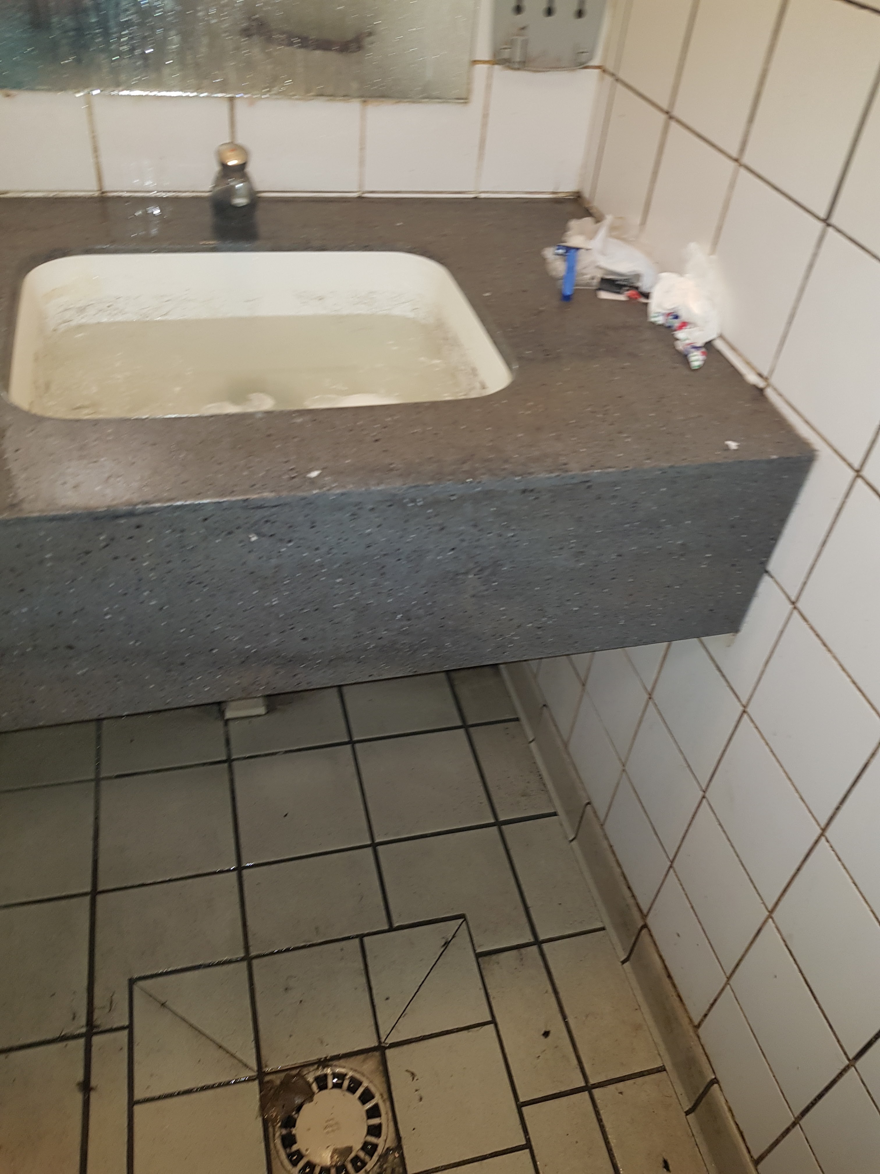 Photo n° 6 de l'avis de olarte5ro. fait le 05/10/2019 à 08:52