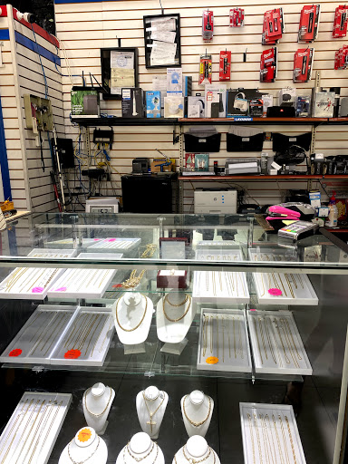 Pawn Shop «US Pawn Jewelry Fort Lauderdale», reviews and photos, 400 W Sunrise Blvd, Fort Lauderdale, FL 33311, USA