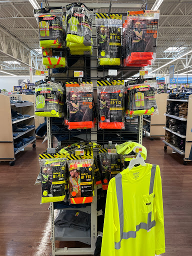 Department Store «Walmart Supercenter», reviews and photos, 7450 Cypress Gardens Blvd, Winter Haven, FL 33884, USA