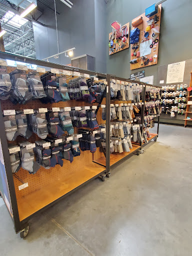 Camping Store «REI», reviews and photos, 350 Independence Blvd, Virginia Beach, VA 23462, USA