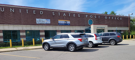 14200 W 8 Mile Rd, Oak Park, MI 48237, USA