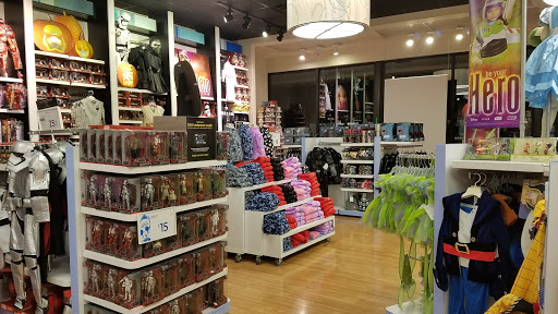 Shopping Mall «Silver Sands Premium Outlets», reviews and photos, 10562 Emerald Coast Pkwy W, Miramar Beach, FL 32550, USA