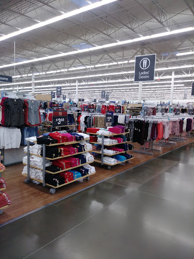 Department Store «Walmart Supercenter», reviews and photos, 762 Outlet Collection Way, Auburn, WA 98001, USA