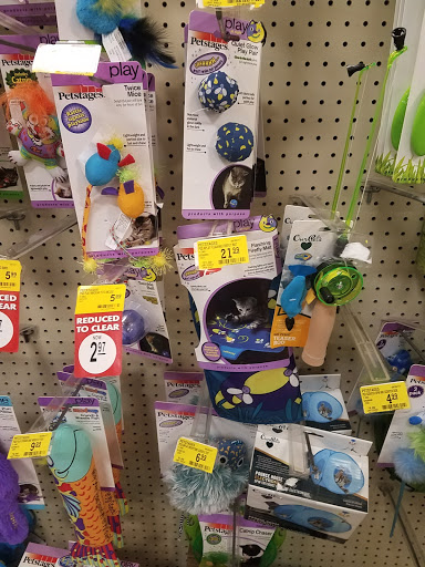 Pet Supply Store «PetSmart», reviews and photos, 355 Howe Ave, Cuyahoga Falls, OH 44221, USA