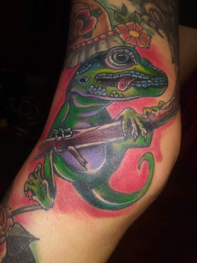 Explore biomechanical tattoo ideas, creative tattoo ideas in Muncie, available at Obscura Tattoo shop and Oddity Collective