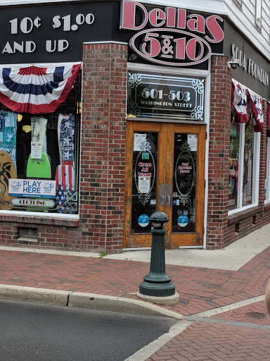 Department Store «Dellas 5 & 10», reviews and photos, 503 Washington St, Cape May, NJ 08204, USA