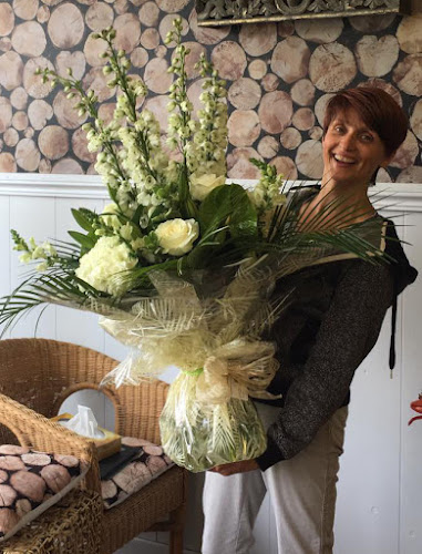 Reviews of Floral Design in Swindon - Florist
