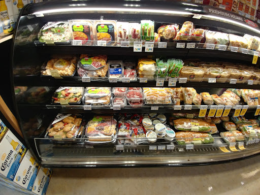 Grocery Store «Safeway», reviews and photos, 6911 Coal Creek Pkwy SE, Newcastle, WA 98059, USA