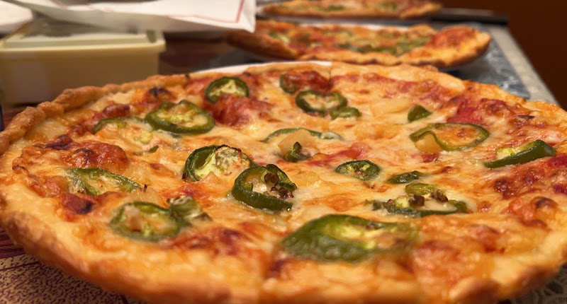 #1 best pizza place in Bensalem - Singas Famous Pizza