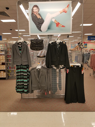 Department Store «Target», reviews and photos, 21615 S Diamond Lake Rd, Rogers, MN 55374, USA