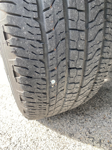 Tire Shop «Tires Plus», reviews and photos, 8990 N Military Trl, Palm Beach Gardens, FL 33410, USA