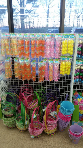 Dollar Store «Dollar Tree», reviews and photos, 6539 Annapolis Rd, Landover Hills, MD 20784, USA