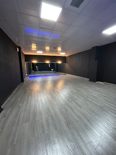 LID DANCE STUDIOS