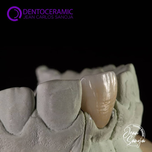 Dentoceramic laboratorio dental - Quito