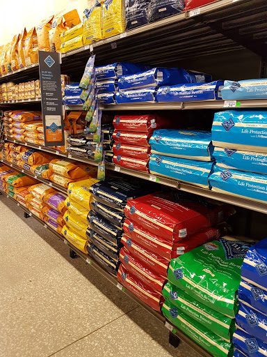 Pet Supply Store «Petco Animal Supplies», reviews and photos, 11147 Park Blvd N, Seminole, FL 33772, USA