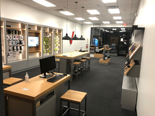 Cell Phone Store «Verizon Authorized Retailer, TCC», reviews and photos, 3159 Rte 9 S #5, Rio Grande, NJ 08242, USA