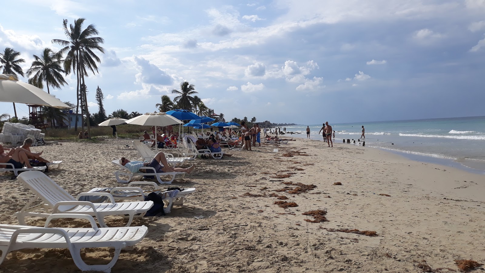 Foto av Guanabo beach och bosättningen