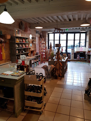 Articles de puériculture et vêtements nourrisson à Saint-Gengoux-le-national