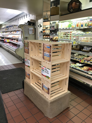 Grocery Store «Super Foodtown of Caldwell», reviews and photos, 370 Bloomfield Ave, Caldwell, NJ 07006, USA