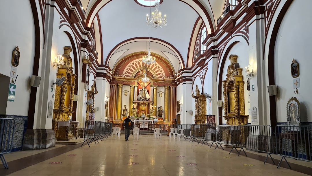 Monasterio de Madres Carmelitas Descalzas de Lima