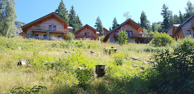 Chalet Chaleur - PisteChalet.com à Oz