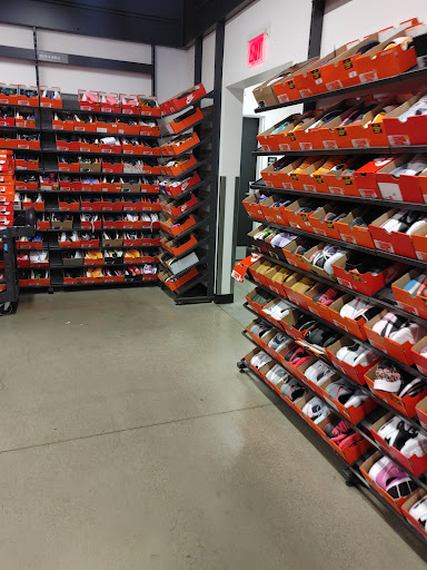 Sporting Goods Store «Nike Factory Store», reviews and photos, 1600 Saratoga Ave #213, San Jose, CA 95129, USA