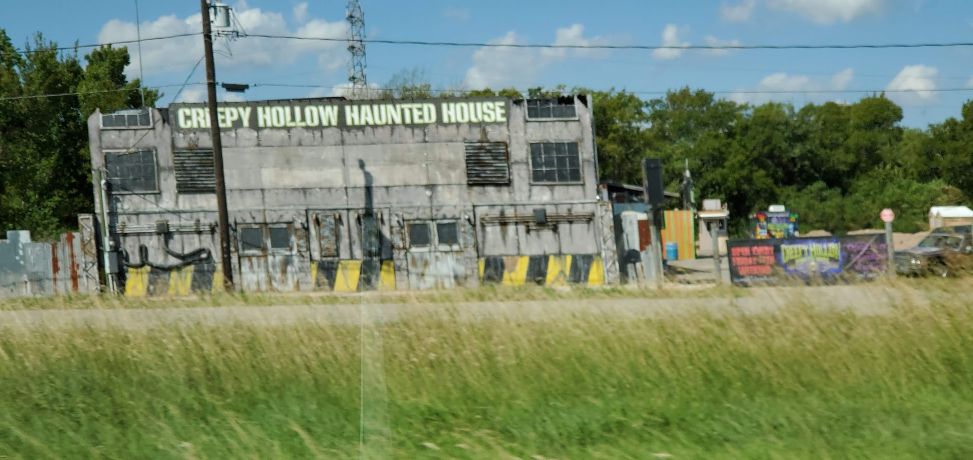 Creepy Hollow Haunted House