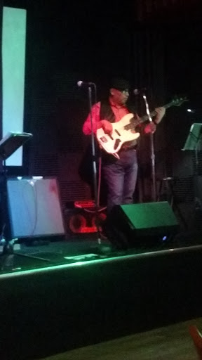 Bar «The Gateway Bar, Restaurant and Liquor Store», reviews and photos, 227 W 8th St, Ship Bottom, NJ 08008, USA