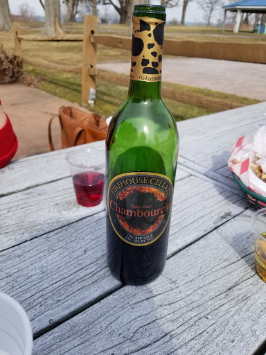 Winery «Old Firehouse Winery», reviews and photos, 5499 Lake Rd E, Geneva, OH 44041, USA