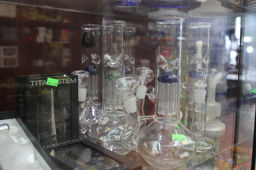 Tobacco Shop «Vape N Tobacco Shop», reviews and photos, 415 NJ-18, East Brunswick, NJ 08816, USA