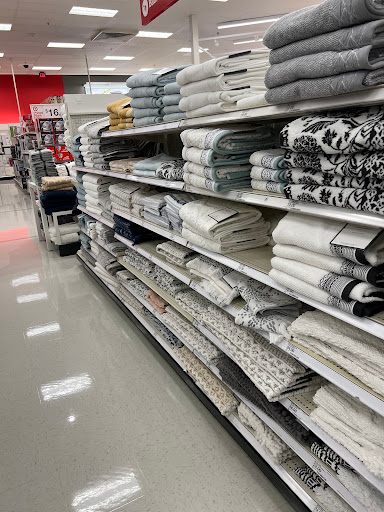 Department Store «Target», reviews and photos, 1200 Edwards Ferry Rd NE, Leesburg, VA 20176, USA