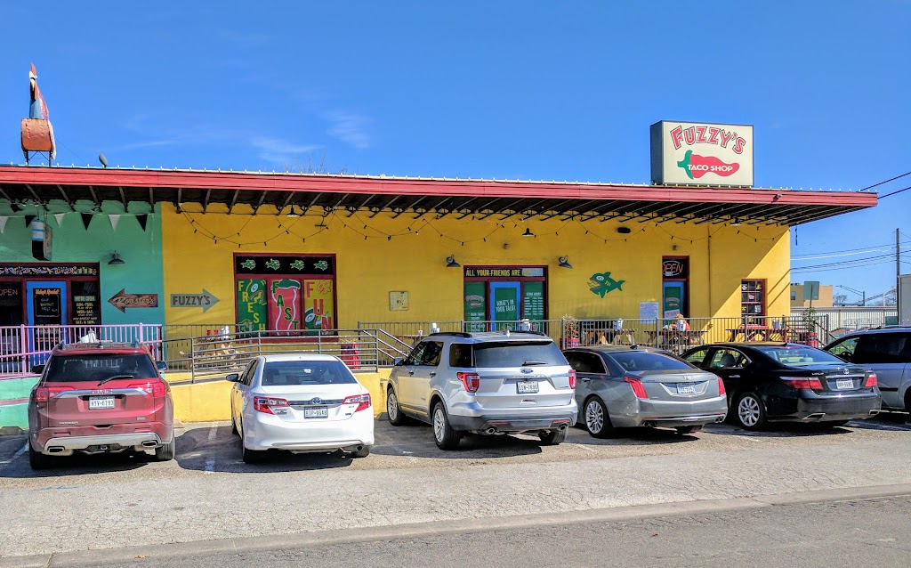 Fuzzy's Taco Shop 76201