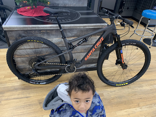 Bicycle Store «Carl Hart Bicycles», reviews and photos, 620 Middle Country Rd, Middle Island, NY 11953, USA