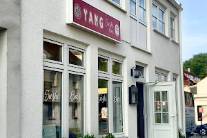 Restaurant Yang image