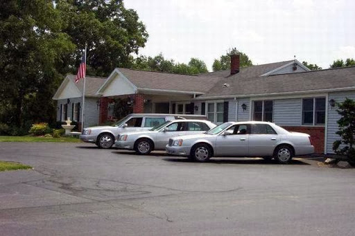 Funeral Home «Thomas E Burger Funeral Home, Inc.», reviews and photos, 735 East Ave, Hilton, NY 14468, USA
