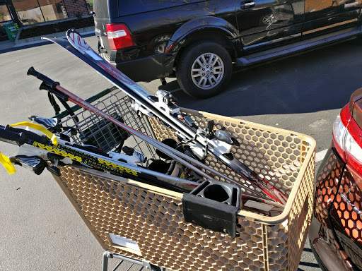 Sporting Goods Store «Sports Basement San Ramon», reviews and photos, 1041 Market Pl, San Ramon, CA 94583, USA