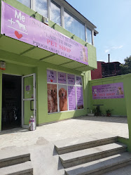 SALON CANIN/PET SHOP/FARMACIE VETERINARA Lăbuțe Roz