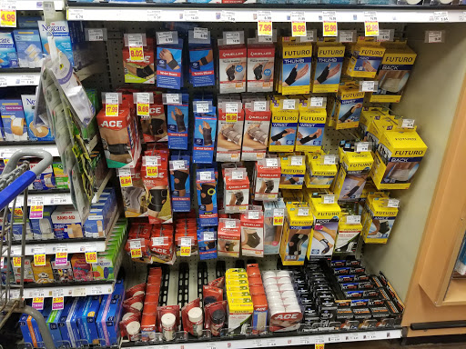 Grocery Store «Kroger», reviews and photos, 125 Towne Dr, Bluffton, SC 29910, USA