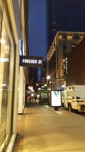 Clothing Store «Forever 21», reviews and photos, 459 Washington St, Boston, MA 02108, USA