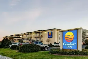 Comfort Inn Redding Near I-5 image