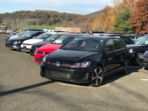 Volkswagen Dealer «Mitchell Volkswagen», reviews and photos, 51 Albany Turnpike, Canton, CT 06019, USA