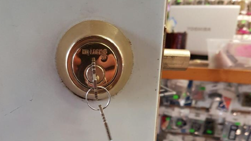 Locksmith «Zip Locksmith», reviews and photos, 3204 Richards Rd, Bellevue, WA 98005, USA