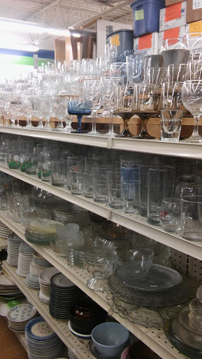 Volunteer Organization «Northwest Michigan Habitat for Humanity and ReStore», reviews and photos