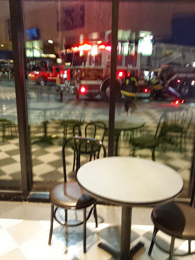 Movie Theater «Regal Cinemas Hudson Valley Mall 12», reviews and photos, 1300 Ulster Ave, Kingston, NY 12401, USA