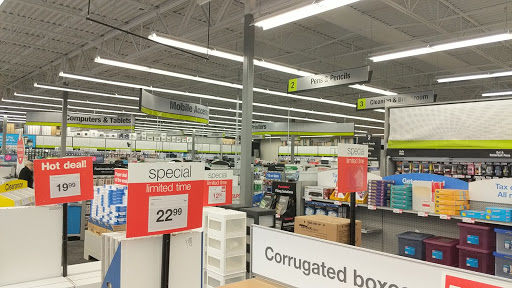 Office Supply Store «Staples», reviews and photos, 654 N West End Blvd, Quakertown, PA 18951, USA